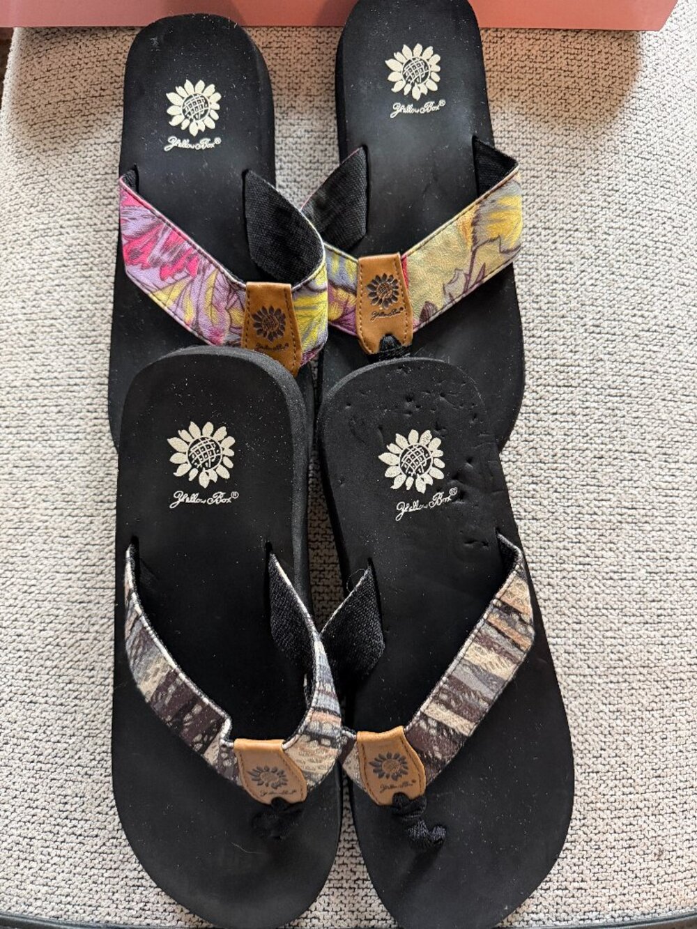 Yellow Box 2 Pairs Women Size 8.5 Multicolor Flip Flop Sandals